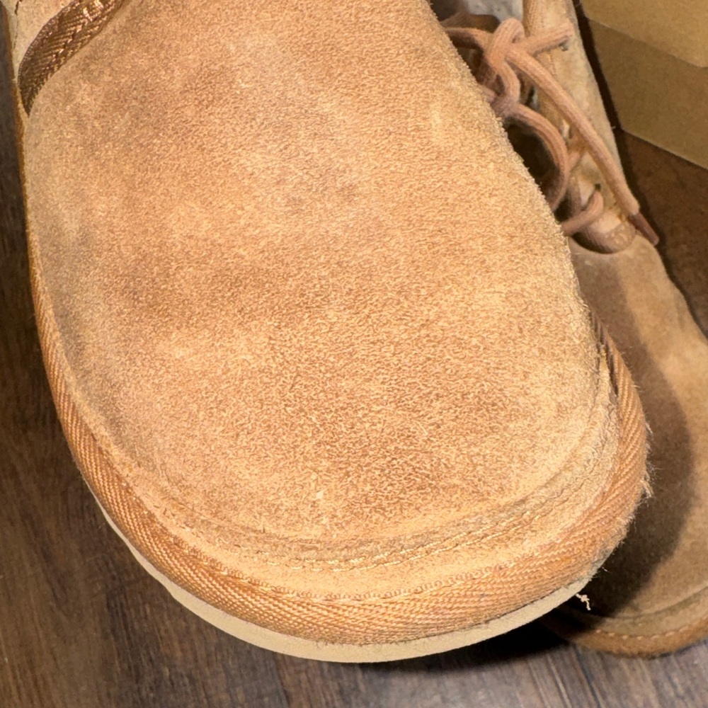 UGG Kids  Neumell ll tan boots - Picture 14 of 16
